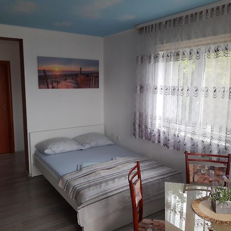 Apartmani Kalajevo 茨里克韦尼察 外观 照片