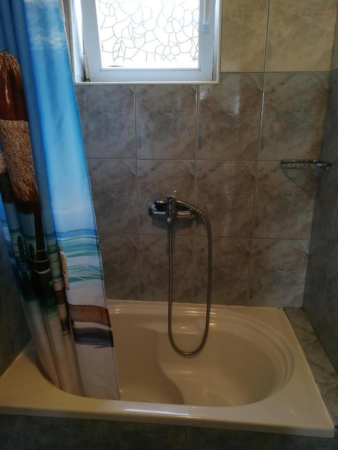 Apartmani Kalajevo 茨里克韦尼察 外观 照片
